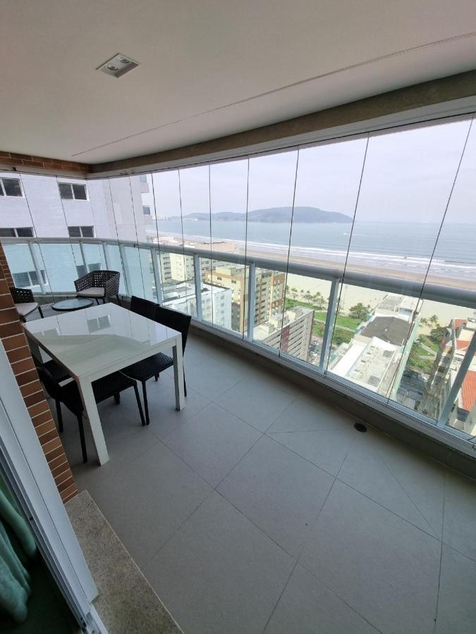 Apto Com Vista Pro Mar Em Completo Em Frente A Praia! * Santos (Sao Paulo)